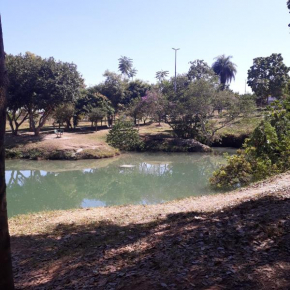 Casa de campo no guará 2